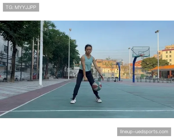 新手必看：运球变向的合法技巧与常见误区解析